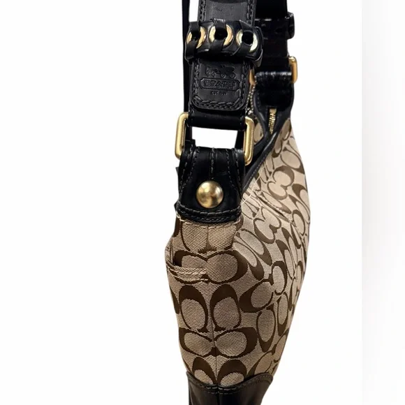 Coach Vintage Signature C Brown Tan Bleecker Hobo Bag - Picture 9 of 16